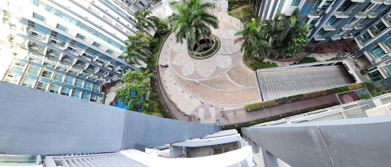 Palm Tree Villas Pasay Bagian luar foto